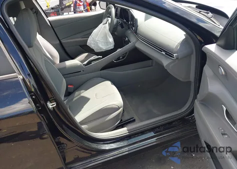 2022 Hyundai Elantra Sel from USA, damaged, VIN 5NPLM4AG2NH058660